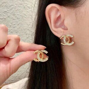💎✨CHANEL CC Earrings